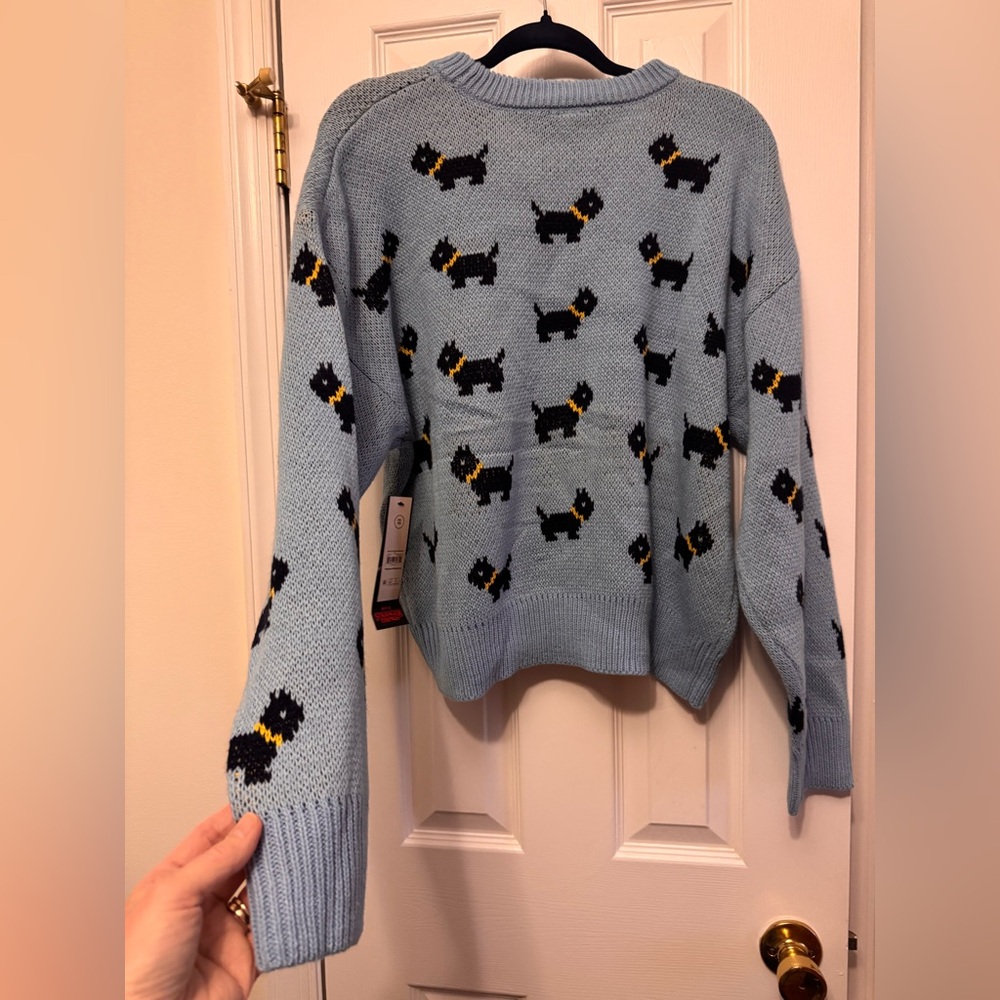 NWT Stranger Things Season 5 Erica Scottie Dog Sweater XL Blue No Boundaries - Picture 4 of 12